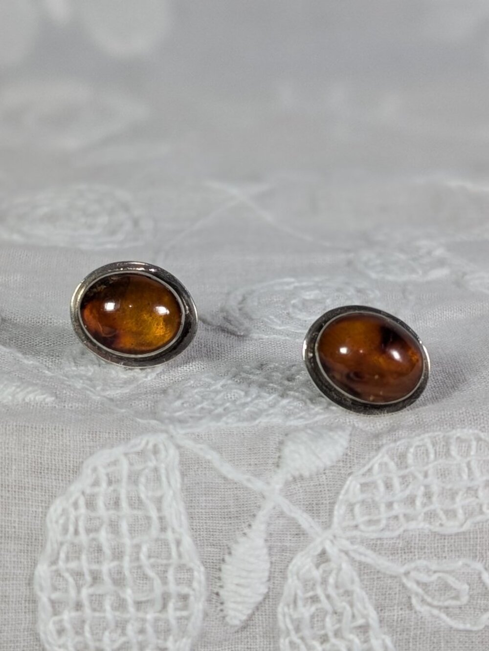 Vintage Amber Cabochon Orange/Cognac Stone with Silver Stud Post Earrings - Picture 4 of 13